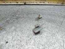 Крепление (крючок) солнцезащитного козырька 9KV55W Peugeot 406 - Фото 1