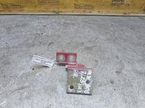 Петля двери передней правой QFV1S8 Peugeot 406 - Фото 6