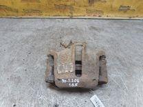 Суппорт передний правый 0076PF Peugeot 206
