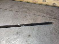 Молдинг стекла двери задней левой наружный 8035PH Peugeot 607 купить с доставкой