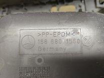 Консоль салона (кулисная часть) YBW3OW Mercedes A W168 undefined