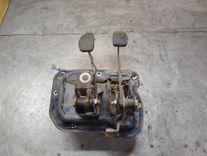 Узел педальный (блок педалей) J00NIC Peugeot 406