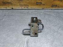 Петля двери задней правой RM8WK5 Volkswagen Golf купить с доставкой