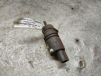 Насос (моторчик) омывателя стекла KU583I Volkswagen Passat - Фото 2