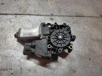 Моторчик стеклоподъемника передний правый RC0927 Audi A6