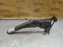 Рычаг ручного тормоза (ручника) ZUO63O Peugeot 605 - Фото 1