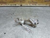 Петля двери задней правой V1C55N Ford Focus - Фото 1