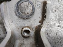 Петля двери задней правой P4RLV3 Skoda Fabia купить в магазине запчастей бу