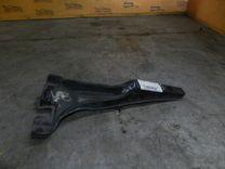 Кронштейн EJG8KD Volkswagen Golf