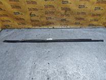 Молдинг стекла двери передней правой наружный 7NBA04 Mitsubishi Carisma купить