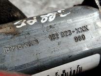 Моторчик стеклоподъемника задний правый M55GEJ Renault Laguna - Фото 5