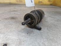 Насос (моторчик) омывателя стекла 88YJYL Volkswagen Passat купить