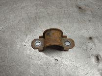 Крепление втулки стабилизатора F7YC8B Ford Fusion - Фото 1