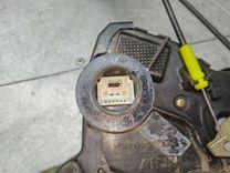 Замок двери передней левой GY6SLE Toyota Corolla - Фото 4