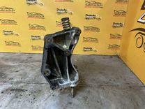 Кронштейн двигателя 90NES5 Peugeot 406