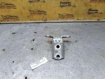 Петля двери задней левой DB4X7Q Toyota Avensis купить