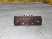 Отбойник крышки багажника 42IE6M Kia Sorento - Фото 1