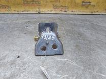 Петля двери передней правой UQ8U40 Peugeot 407 купить на авторазборке