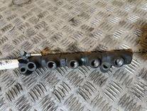 Топливная рампа BCF7YF Toyota Avensis Verso - Фото 2