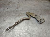 Петля капота левая GAKX29 Opel Astra