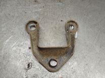 Кронштейн крепления балки подвески O124BD Opel Zafira купить