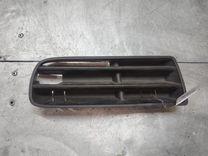 Заглушка (решетка) в бампер передний 1F0S55 Volkswagen Golf