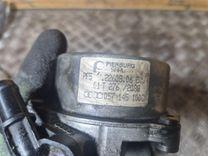 Насос вакуумный J2V7OQ Audi A4 - Фото 2