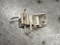 Петля двери задней правой T3GZ1U Audi 80 купить