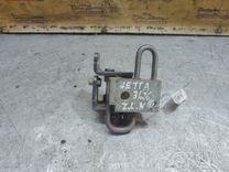 Петля двери задней левой WXMVLS Volkswagen Jetta - Фото 1