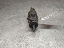 Насос (моторчик) омывателя стекла J3MCJ4 Volkswagen Passat купить в магазине запчастей бу