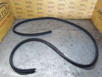 Уплотнитель двери передней левой V62P02 Ford Galaxy купить