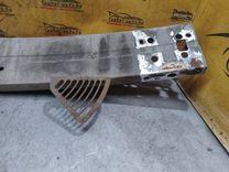 Усилитель бампера переднего O71K9G Renault Espace купить на авторазборке