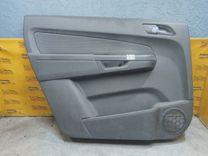 Обшивка двери задней левой (дверная карта) H1SXJ0 Opel Zafira