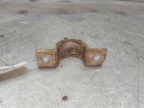 Крепление втулки стабилизатора 108N8G Volkswagen Lupo купить