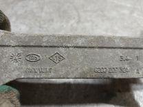 Кронштейн КПП 3JQ0Y3 Renault Scenic купить на авторазборке