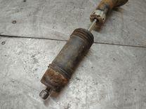 Амортизатор задний правый VYQ0O1 Mitsubishi Carisma - Фото 2