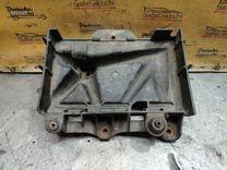 Полка аккумулятора XM5164 Volkswagen Polo - Фото 1