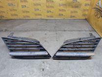 Решетка радиатора T879HP Nissan Primera