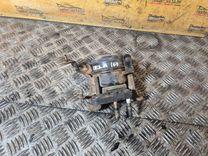 Подушка крепления КПП E85324 Toyota Corolla