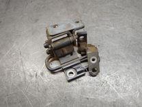 Петля двери задней правой MB18GE Volkswagen Touran - Фото 2