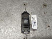 Кнопка стеклоподъемника переднего правого 100YAX Toyota Avensis Verso - Фото 1