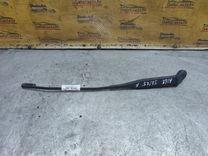 Щеткодержатель (поводок стеклоочистителя, дворник) II2F0F Mercedes A W168 - Фото 1