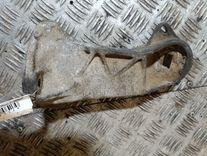 Кронштейн двигателя MFUQ9A Audi 100 - Фото 1