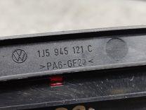 Стоп-сигнал D9ZX51 Volkswagen Passat - Фото 4