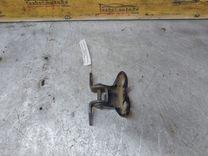 Петля двери задней левой L84TPA Toyota Avensis купить на авторазборке