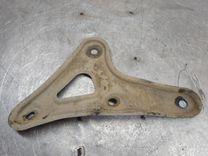 Кронштейн крепления балки подвески 8SBLF8 Toyota Corolla - Фото 2