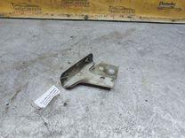 Кронштейн крепления крыла переднего правого 0X11UC Volkswagen Polo