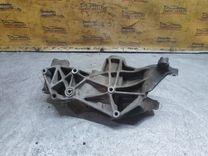 Кронштейн вискомуфты F4SPB0 Audi A4 - Фото 1