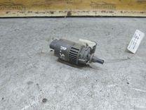 Насос (моторчик) омывателя стекла F9EMBQ Renault Scenic - Фото 2