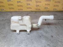 Бачок омывателя L3HICF Kia Carnival купить в магазине запчастей бу